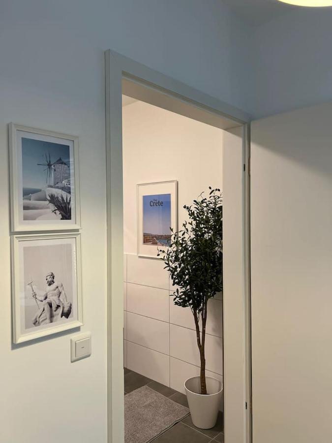 Luxurioeses Apartment,Neubau, 4 Personen, Parkplatz, Griechischer Stil Bochum Esterno foto
