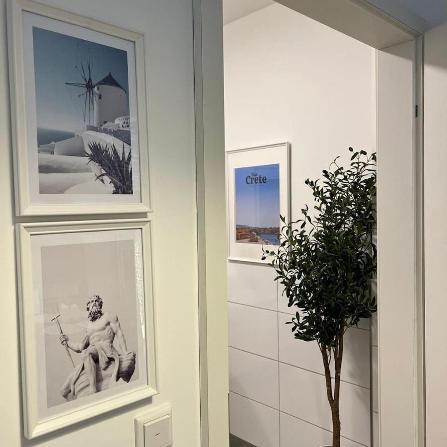 Luxurioeses Apartment,Neubau, 4 Personen, Parkplatz, Griechischer Stil Bochum Esterno foto