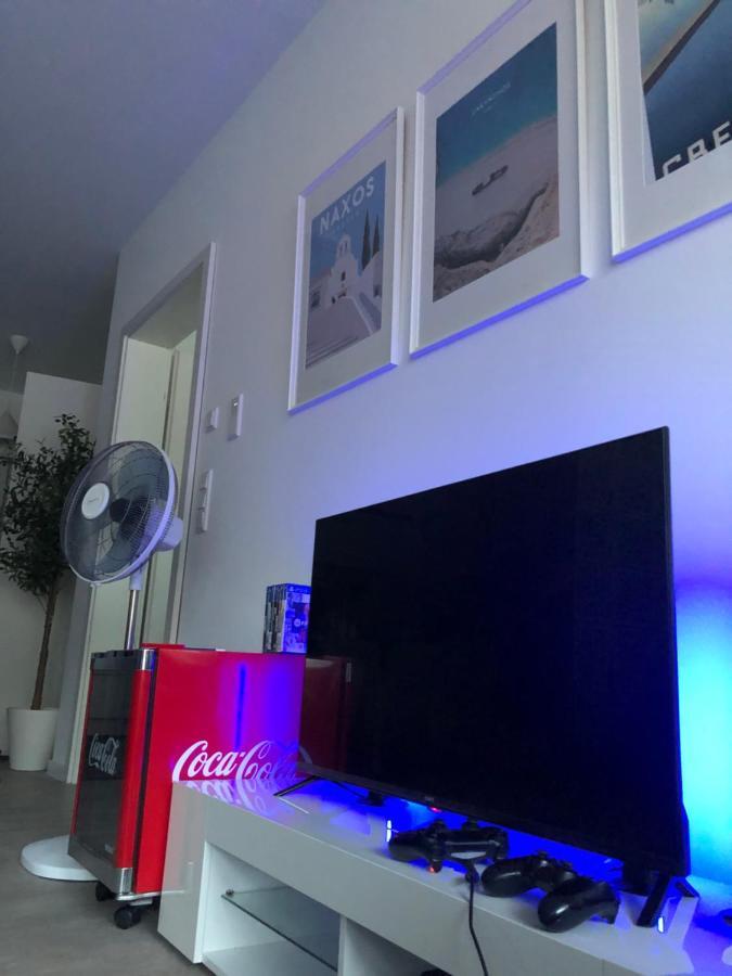 Luxurioeses Apartment,Neubau, 4 Personen, Parkplatz, Griechischer Stil Bochum Esterno foto