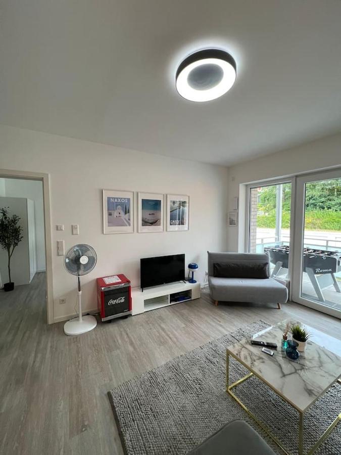 Luxurioeses Apartment,Neubau, 4 Personen, Parkplatz, Griechischer Stil Bochum Esterno foto